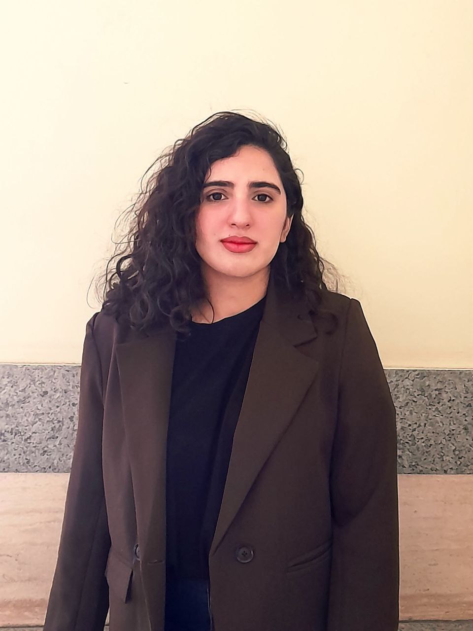 زهرا بختیاری